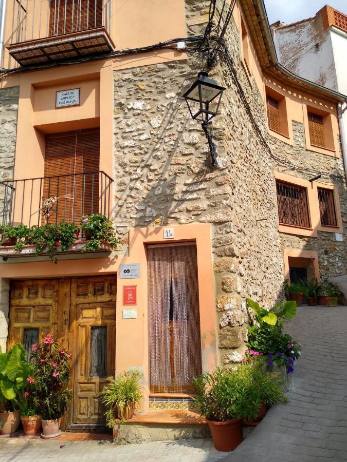 Gasthaus Casa De Amparo Y Jose Manuel Pavies Exterior foto